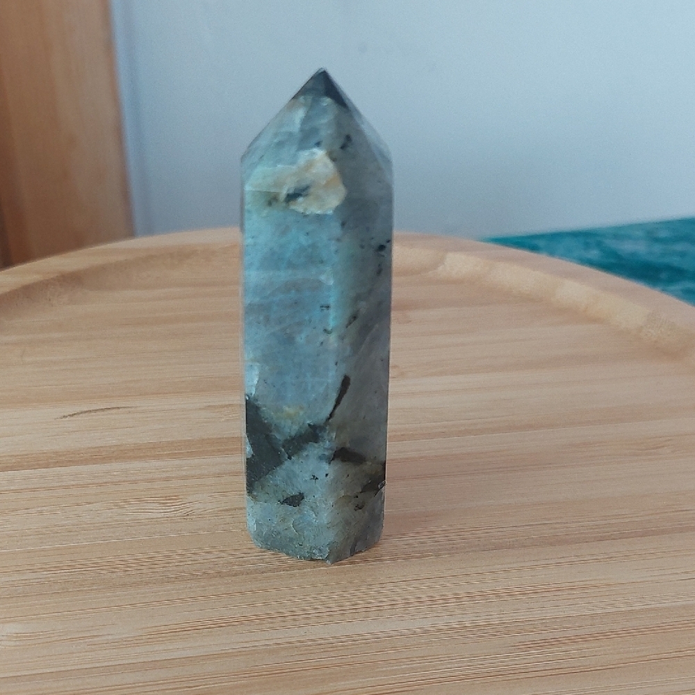 Labrodorite Blue and Gray Crystal Tower #0389